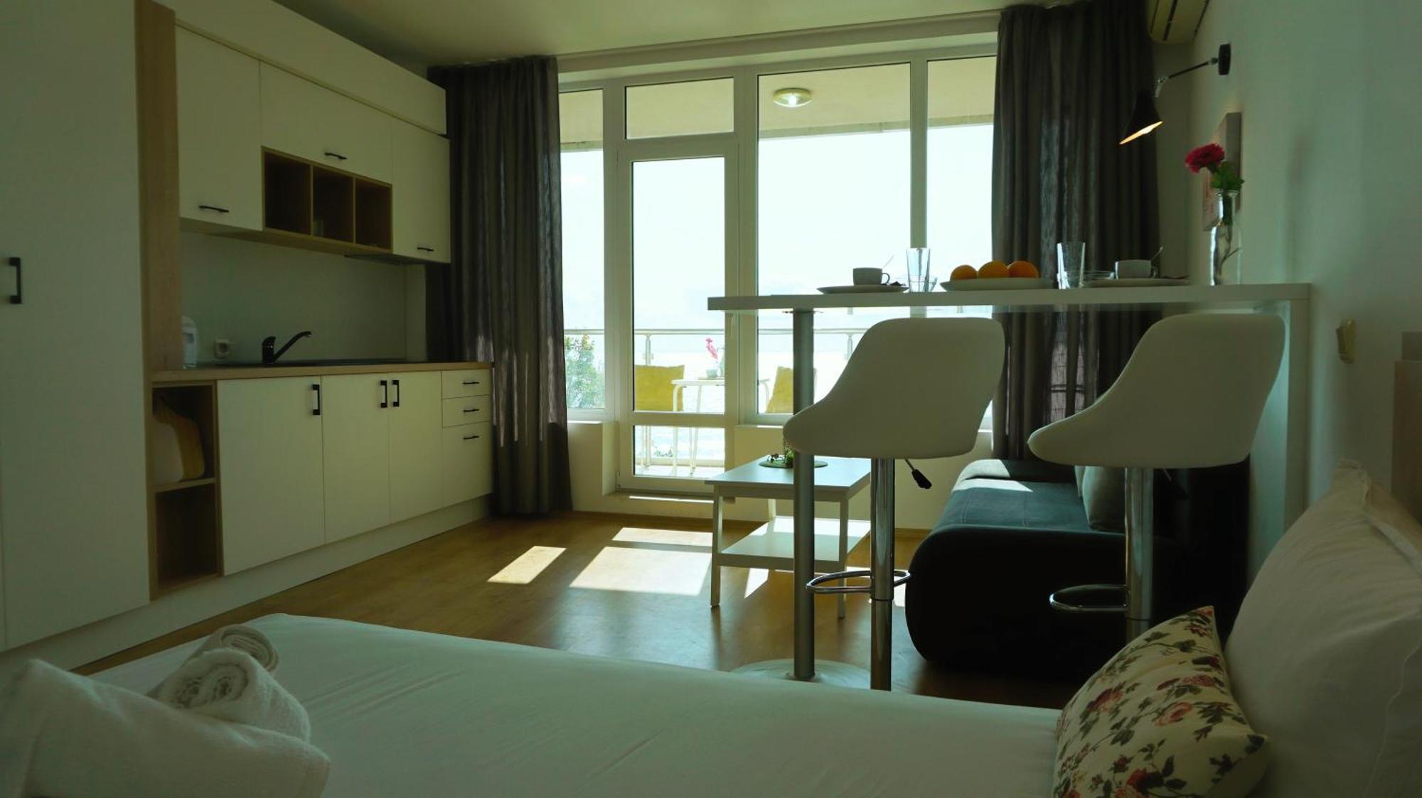 Плажни Апартаменти Силвър Бийч - Silver Beach Sea Apartments بايالا الغرفة الصورة